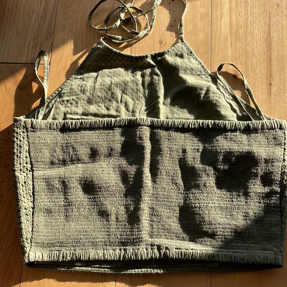 Textured cotton, olive halter top with beaded ties - Picture 2 of 6